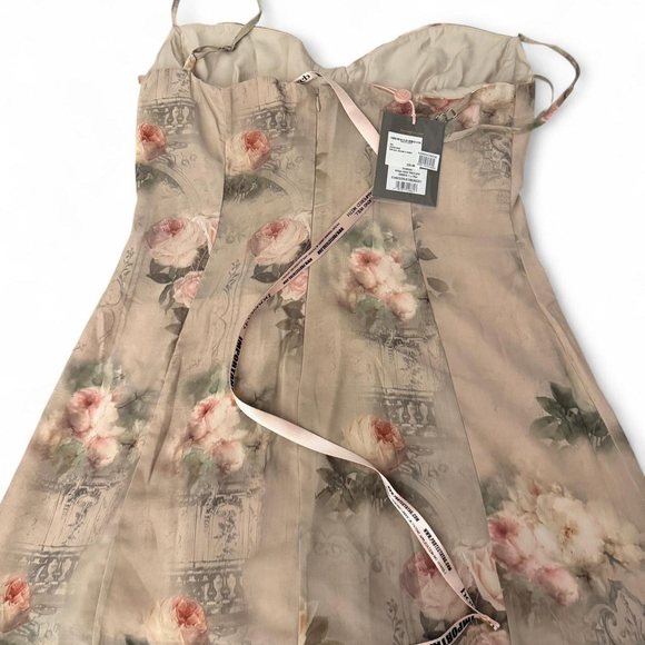 House of CB Christina Vintage Floral Mini Dress NWT L+ - Picture 2 of 4